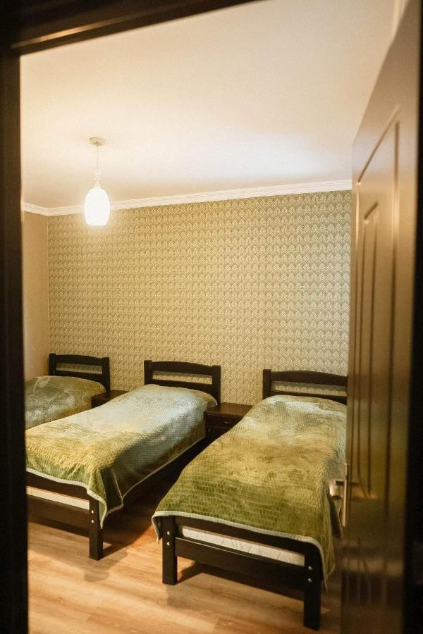 Arsenas Guest House Kazbegi Exteriör bild