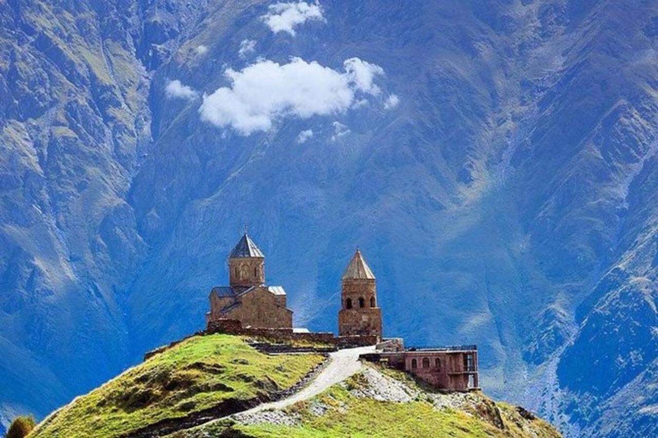 Arsenas Guest House Kazbegi Exteriör bild